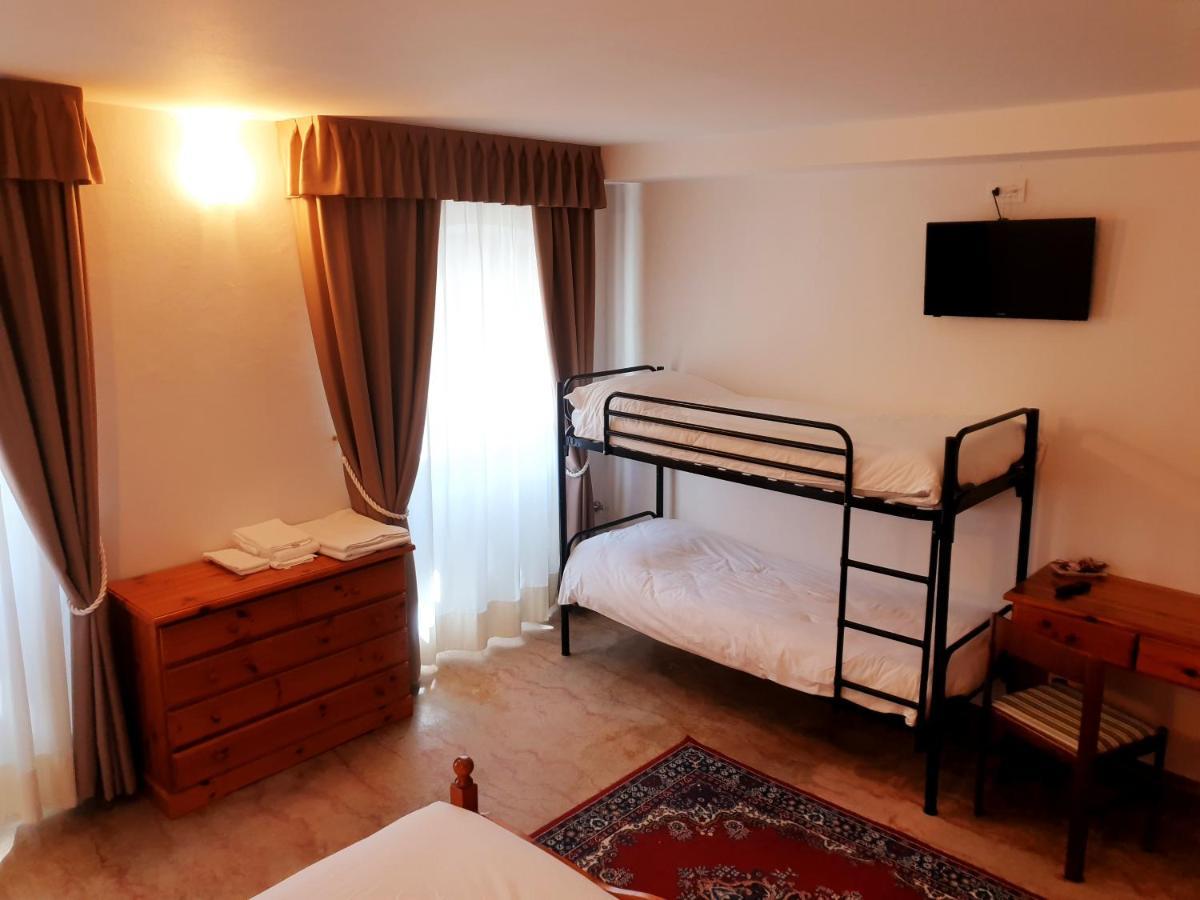 Albergo Trieste Lorenzago Di Cadore Eksteriør bilde